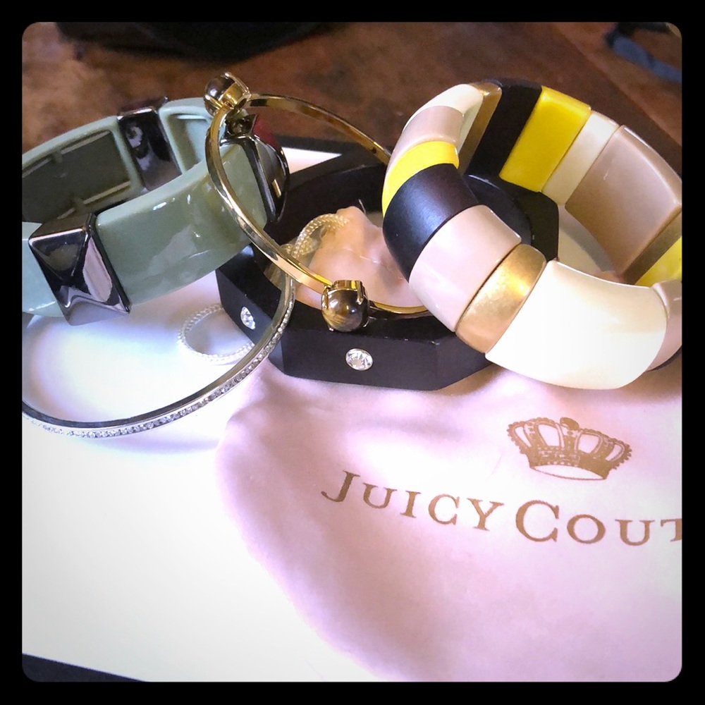 3/$20 Item Juicy Couture Bracelets w/ Dust Bag